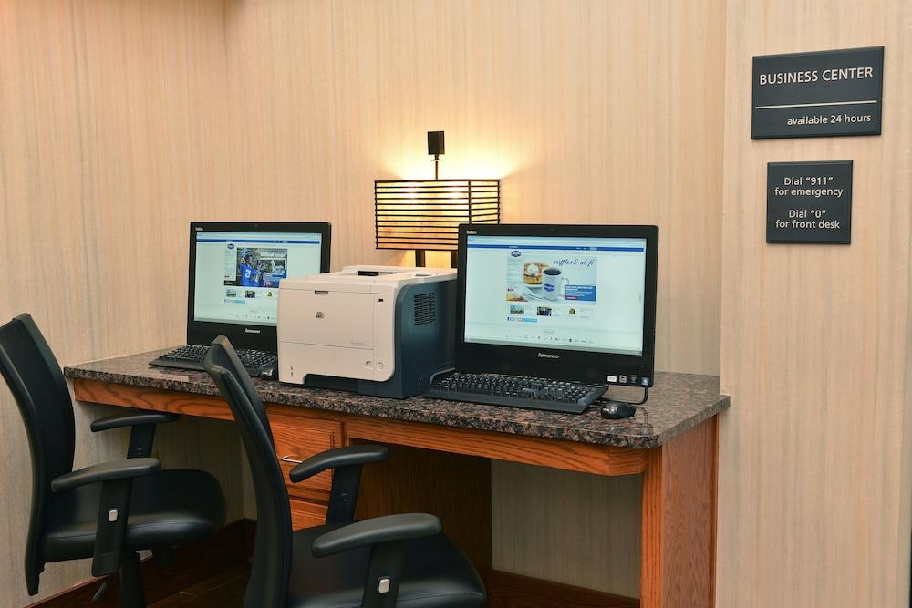Hampton Inn Springfield-South Экстерьер фото