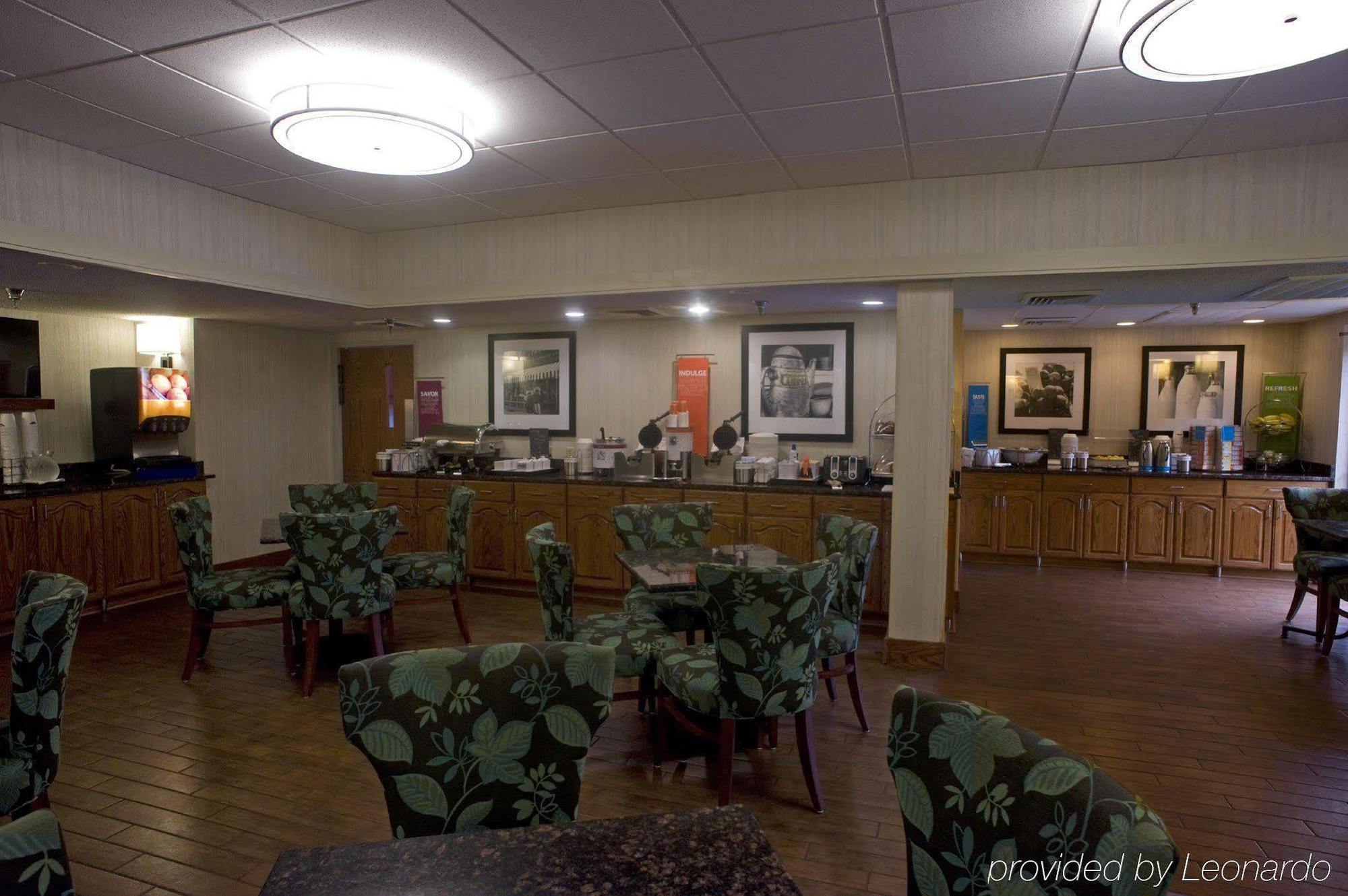 Hampton Inn Springfield-South Экстерьер фото