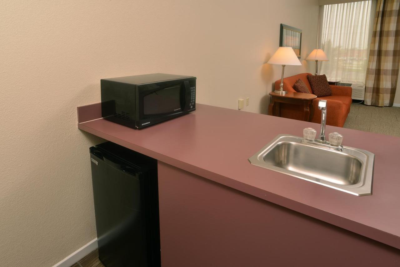 Hampton Inn Springfield-South Экстерьер фото